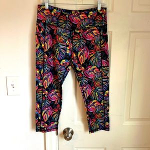 CVG Women’s Cropped Leggings